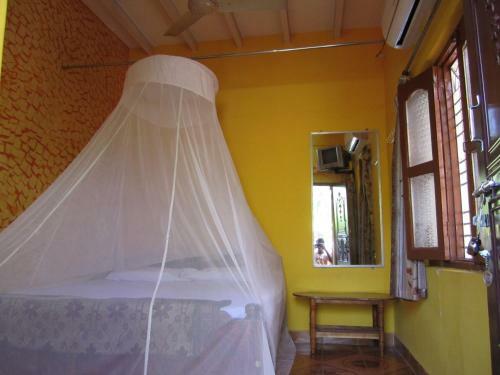Hostal Archana Guest House River View