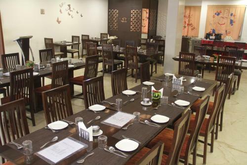 Lakshmi Hotel