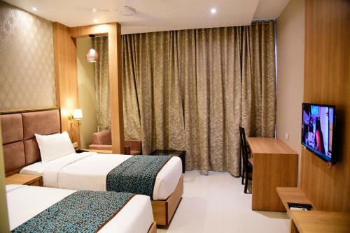 Hotel Awana