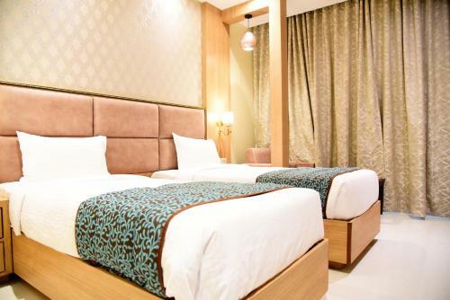 Hotel Awana