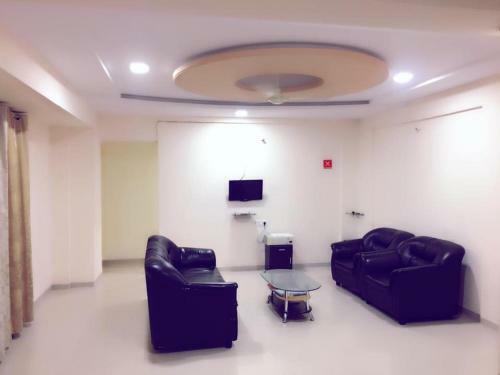 Bed & Breakfast Ema Apartment Model Colony