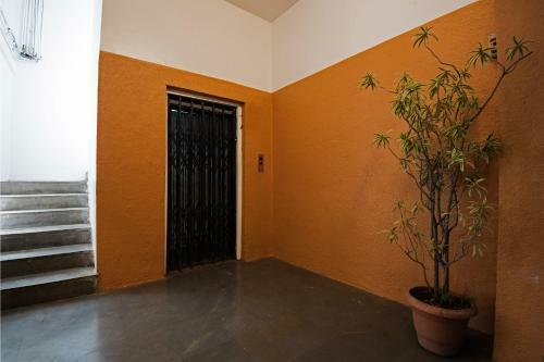 Hmr Hotels - Hmr Royal Inn