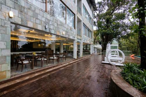 Hotel Elixir Hills Suites Resort And Spa