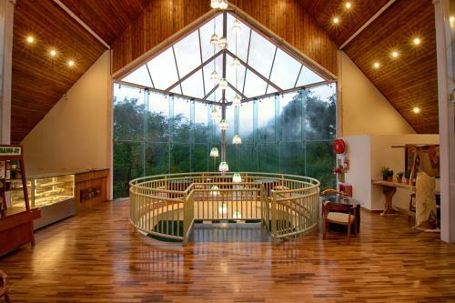 Hotel Elixir Hills Suites Resort And Spa