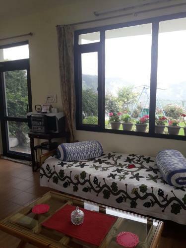 Villa Anand Mai Retreat
