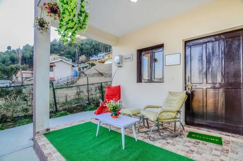 Hostie Sharanam - Mountain Villa