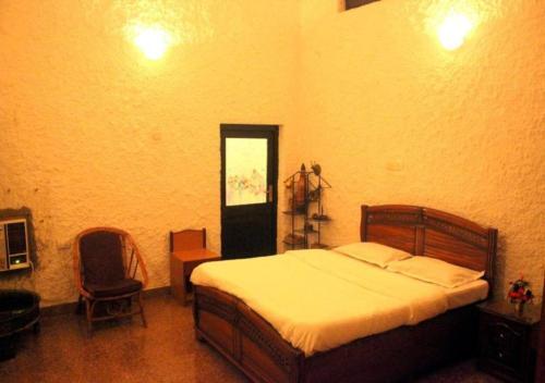 Lsq Luxuria (Nagaon)