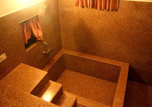 Lsq Luxuria (Nagaon)