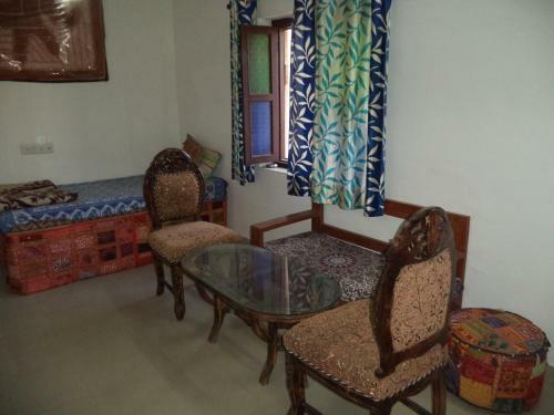 Bed & Breakfast Little Prince Cafe & Room