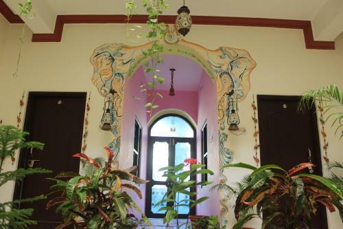 Bed & Breakfast Little Prince Cafe & Room