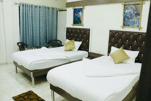 Hotel Royal Karhandla Resort