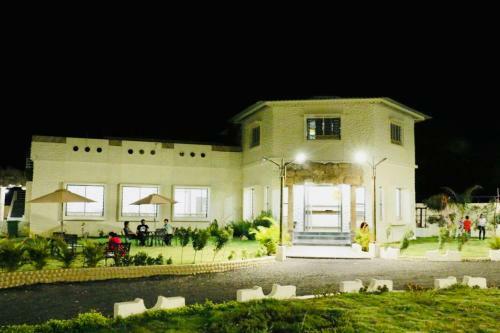 Hotel Royal Karhandla Resort