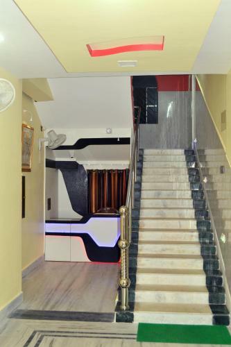 Hotel New Mukherjee Lodge