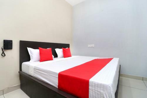 Oyo 24142 Hotel Smart King