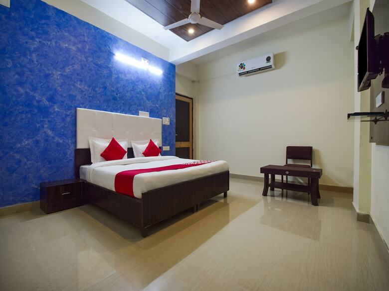 Oyo 26659 Hotel Parmanand Garden
