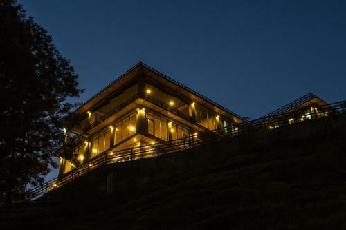 Hotel Rakkh Resort