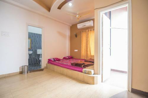 Hotel Bhimas Paradise