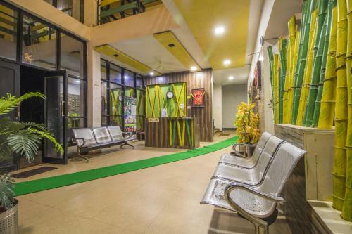 Hotel Bhimas Paradise