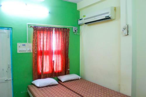 Hostal Pms Guest House