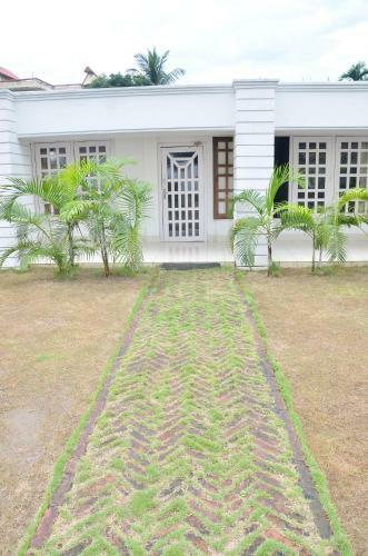 Hostal The Oasis Guest House