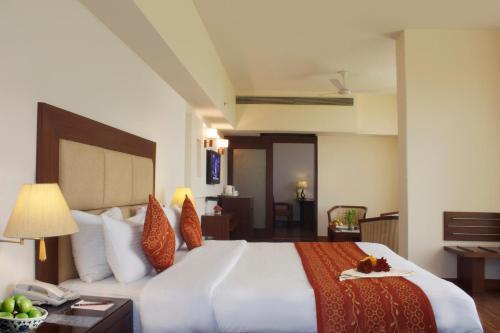 Hotel Legend Sarovar Portico