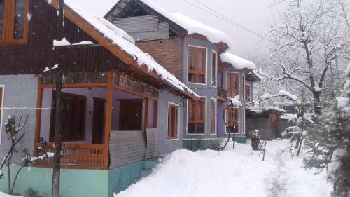 Hotel Paradise Guest House