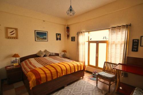 Hotel Deyzor
