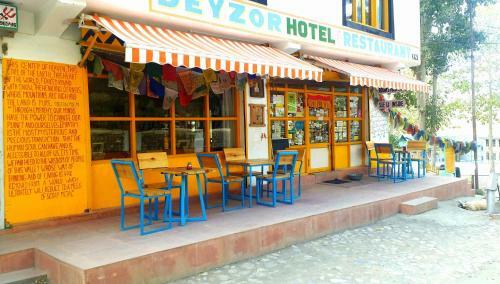 Hotel Deyzor
