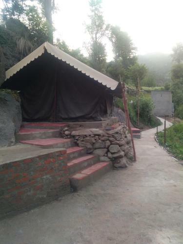 Hotel Holiday Resort River View