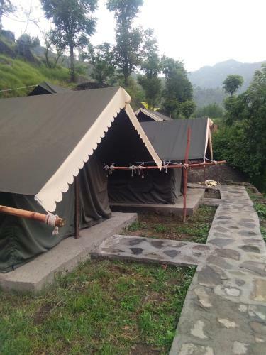 Hotel Holiday Resort River View