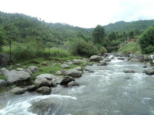 Hotel Holiday Resort River View