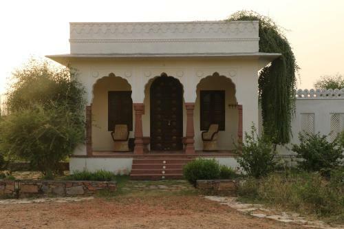 Hotel Gandharva Retreat