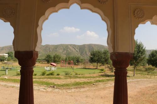 Hotel Gandharva Retreat