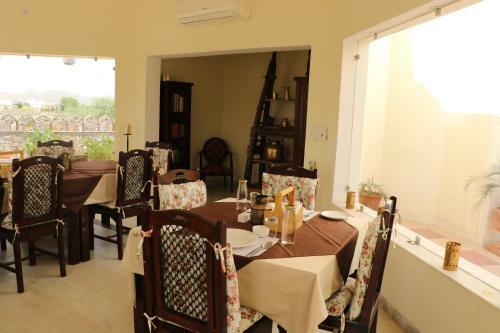 Hotel Gandharva Retreat
