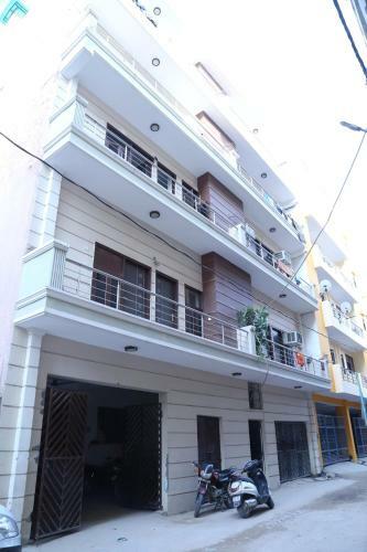 Bed & Breakfast Artistic Home Stay