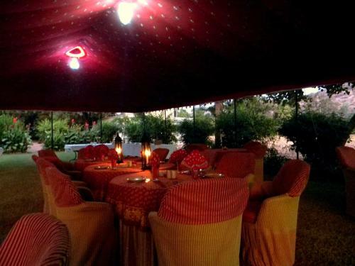 Hotel Ummaid Bagh Resort