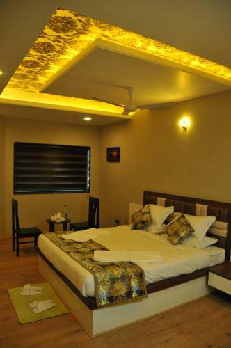 Lodge Hotel Prabhu Residency
