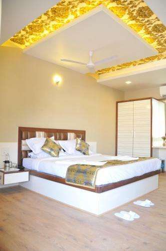 Lodge Hotel Prabhu Residency