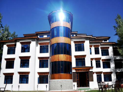 Hotel Tih The Highland Mountain Resort & Spa