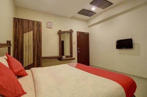 Hotel Oyo 14706 Temple City Lake Inn