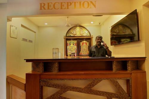 Hotel Oyo 14706 Temple City Lake Inn