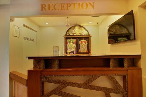 Hotel Oyo 14706 Temple City Lake Inn