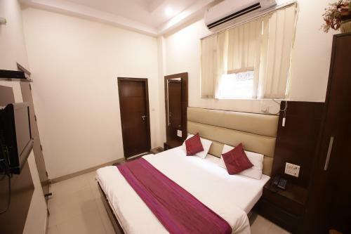 Hostal Hotel Golden Wings