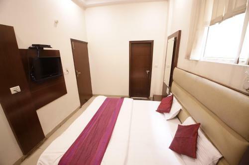 Hostal Hotel Golden Wings