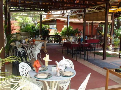 Hotel The Village