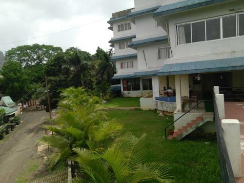Hotel Sunrise Hill Resort
