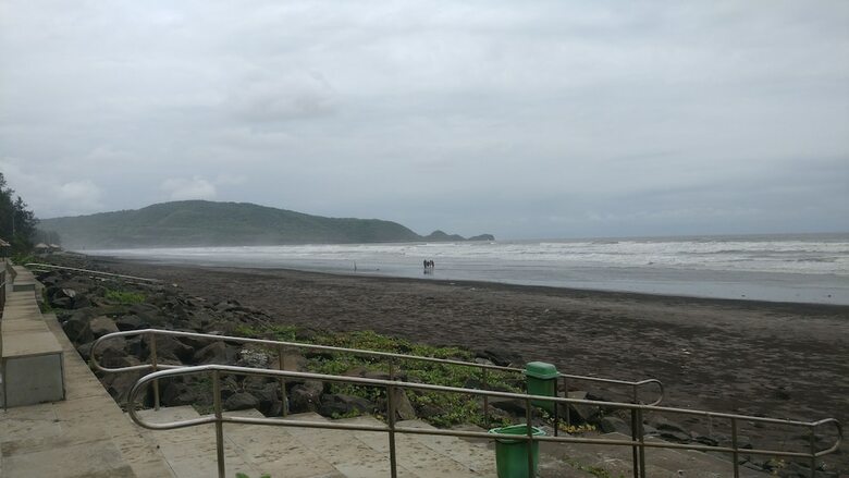 Hotel Vinnca Woodvillas Beachfront Resort