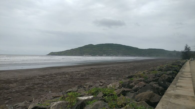 Hotel Vinnca Woodvillas Beachfront Resort