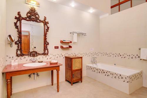 Hotel Welcomheritage Shivavilas Palace, Hampi