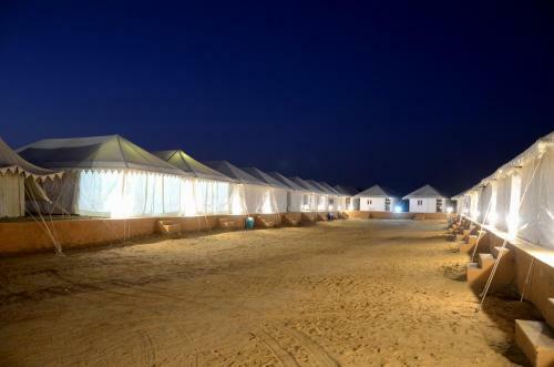 Hotel Sky Desert Safari